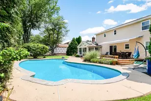 4 Audrey Ln, Perkasie, PA 18944 - Photo 2
