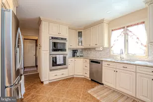952 Duxbury Dr, Langhorne, PA 19047 - Photo 20