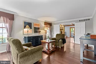 196 Twining Bridge Rd, Newtown, PA 18940 - Photo 4