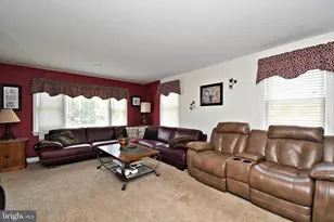 551 Walter Rd, Warminster, PA 18974 - Photo 6