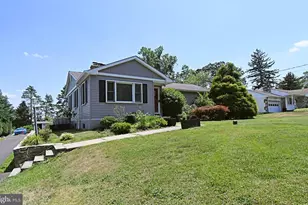 551 Walter Rd, Warminster, PA 18974 - Photo 2