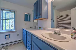 80 Red Cliff Rd, Upper Black Eddy, PA 18972 - Photo 12