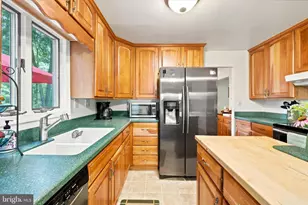 2017 Blackhorse Dr, Warrington, PA 18976 - Photo 14