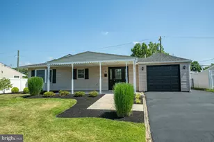 15 Indian Park Rd, Levittown, PA 19057 - Photo 1