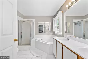 2 Sutton Ct, Newtown, PA 18940 - Photo 30