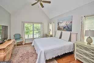 102 Parkside Dr, New Hope, PA 18938 - Photo 16