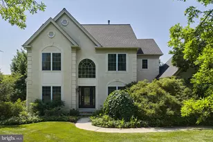 102 Parkside Dr, New Hope, PA 18938 - Photo 2