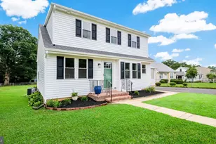 518 Avenue F, Feasterville-Trevose, PA 19053 - Photo 2