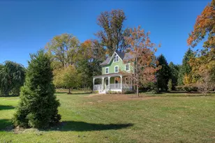5253 Upper Mountain Rd, New Hope, PA 18938 - Photo 2