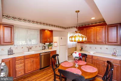 136 Wallace Drive, Warminster, PA 18974 - Photo 10