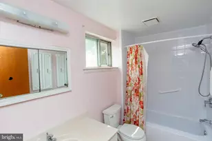 136 Wallace Dr, Warminster, PA 18974 - Photo 28