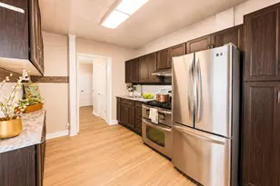 525 Locust St, Bristol, PA 19007 - Photo 16