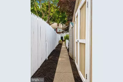 525 Locust Street, Bristol, PA 19007 - Photo 32