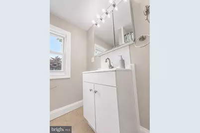 525 Locust Street, Bristol, PA 19007 - Photo 28