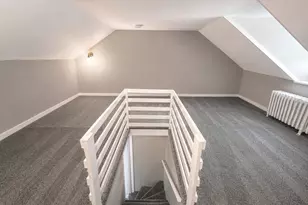 525 Locust St, Bristol, PA 19007 - Photo 32