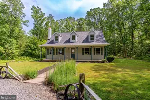 1505 Lonely Cottage Rd, Upper Black Eddy, PA 18972 - Photo 4