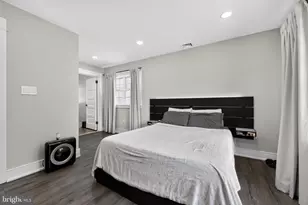 50 Middle Rd, Levittown, PA 19056 - Photo 18