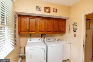 950 Camelot Rd, Furlong, PA 18925 - Photo 18