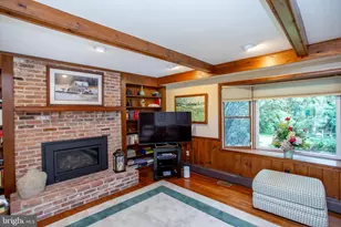 950 Camelot Rd, Furlong, PA 18925 - Photo 28