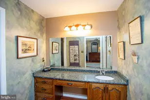 950 Camelot Rd, Furlong, PA 18925 - Photo 22