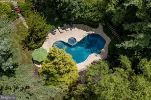 950 Camelot Rd, Furlong, PA 18925 - Photo 6
