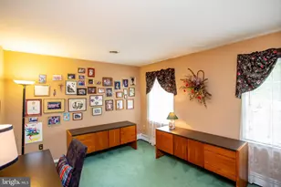 950 Camelot Rd, Furlong, PA 18925 - Photo 46