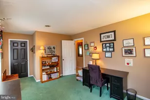 950 Camelot Rd, Furlong, PA 18925 - Photo 28