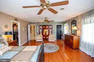 950 Camelot Rd, Furlong, PA 18925 - Photo 38