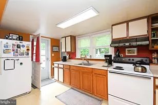 1885 Park Ave, Bensalem, PA 19020 - Photo 16