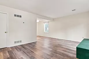 1-4 Aspen Way, Doylestown, PA 18901 - Photo 10