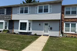 1907 Inkberry Ln, Bensalem, PA 19020 - Photo 2
