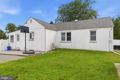 802 Fairview Avenue, Bristol, PA 19007 - Photo 28