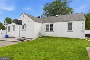 802 Fairview Ave, Bristol, PA 19007 - Photo 28