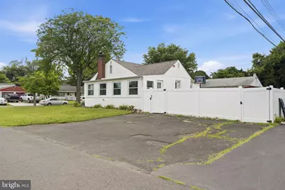 802 Fairview Avenue, Bristol, PA 19007 - Photo 30