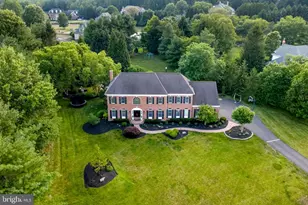 1 Hibbs Ln, New Hope, PA 18938 - Photo 2