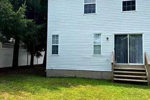 101 Hickory Hollow Cir, Warrington, PA 18976 - Photo 6