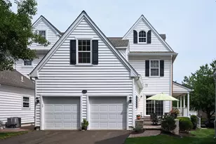 28 Woodbridge Dr, Doylestown, PA 18901 - Photo 2
