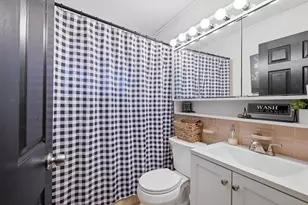 15 Elm Ln, Levittown, PA 19054 - Photo 10