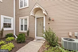 1609 Society Pl, Newtown, PA 18940 - Photo 4