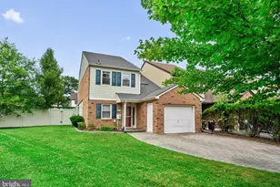 243 Tareyton Dr, Langhorne, PA 19047 - Photo 2