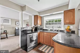 29 Tinder Rd, Levittown, PA 19056 - Photo 16
