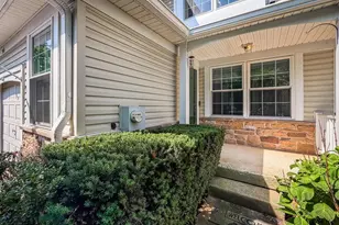 708 Harrowgate, New Hope, PA 18938 - Photo 4