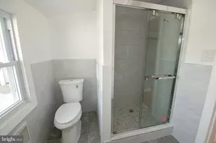 606 Green St, Bristol, PA 19007 - Photo 26