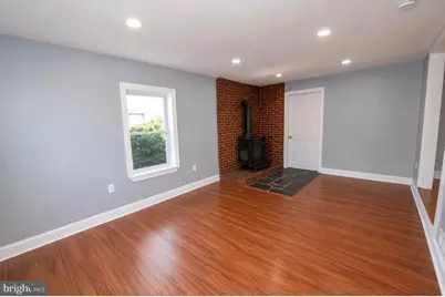 606 Green Street, Bristol, PA 19007 - Photo 2