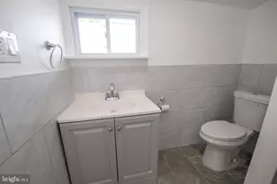 606 Green St, Bristol, PA 19007 - Photo 20
