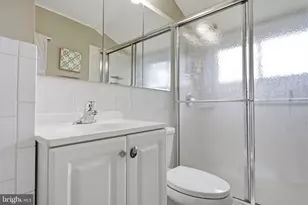 41 Crystal Pl, Levittown, PA 19057 - Photo 22