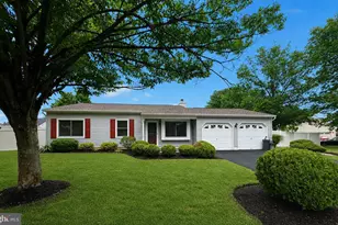 29 Hedgerow Dr, Fairless Hills, PA 19030 - Photo 1