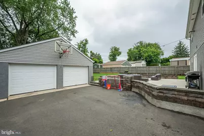 281 N Hawthorne, Langhorne, PA 19047 - Photo 34