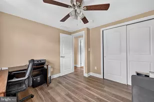 281 N Hawthorne, Langhorne, PA 19047 - Photo 30