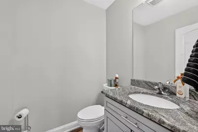 281 N Hawthorne, Langhorne, PA 19047 - Photo 20
